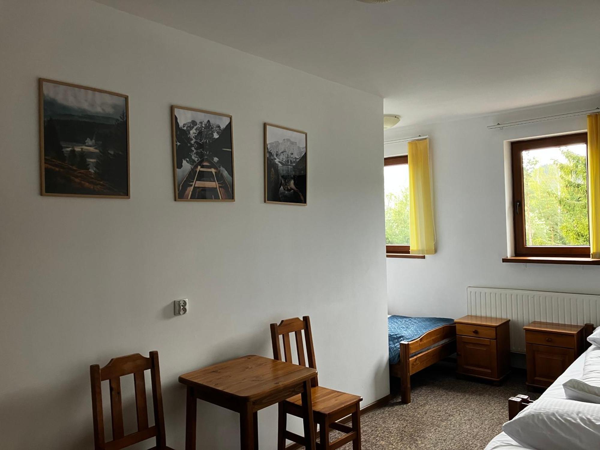 מלון Niedzica Base Camp Pieniny מראה חיצוני תמונה